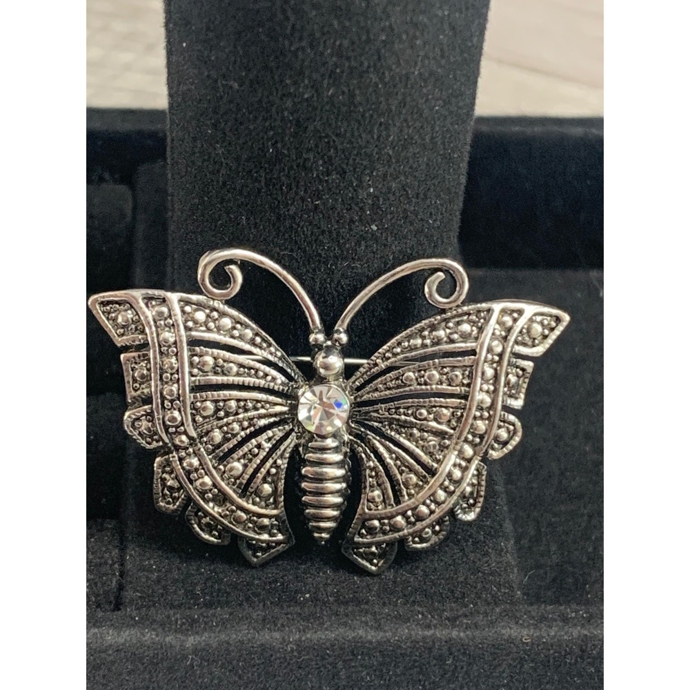 Vintage Style Silver Tone Butterfly Brooch Rhinestone Marcasite Detail Pin 5056